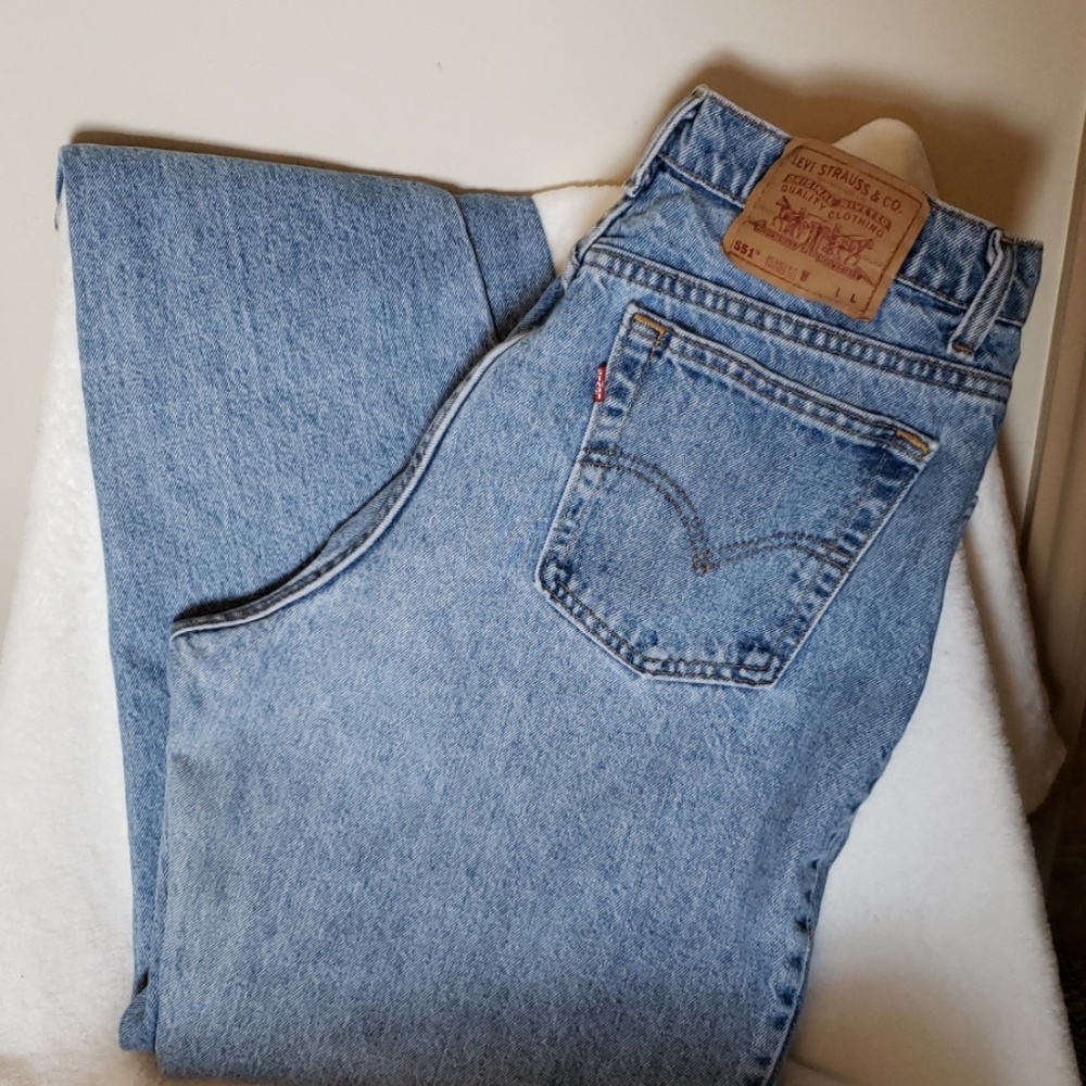 Levi 551